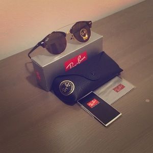 Double Bridge Clubround Sunglasses (RB4346) (NWT)